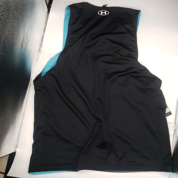 Project Rock Training Set by Under Armour - Tank Top & Shorts - Size L - Picture 5 of 14